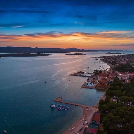 Jukic * Sveti Filip i Jakov